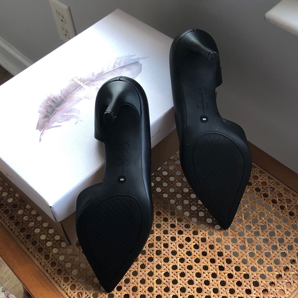 Jessica Simpson Black Pointed-Toe High Heel Pumps - Picture 3 of 7
